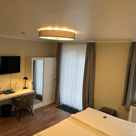 酒店 豪斯姆美尔施坦胡德酒店 3*