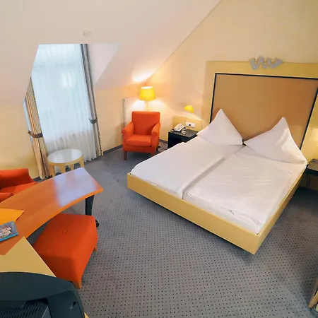מלון Haus Am Steinhude 3*